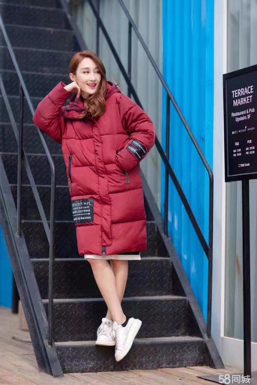北京二手市场 北京二手服装/鞋帽/箱包 常年批发各种男女老少四季服装